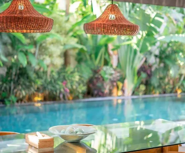 Cuatro : Amazing 3br In - Perfect Location Seminyak