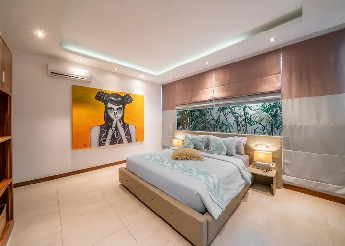 Cuatro : Amazing 3br In - Perfect Location Villa Seminyak