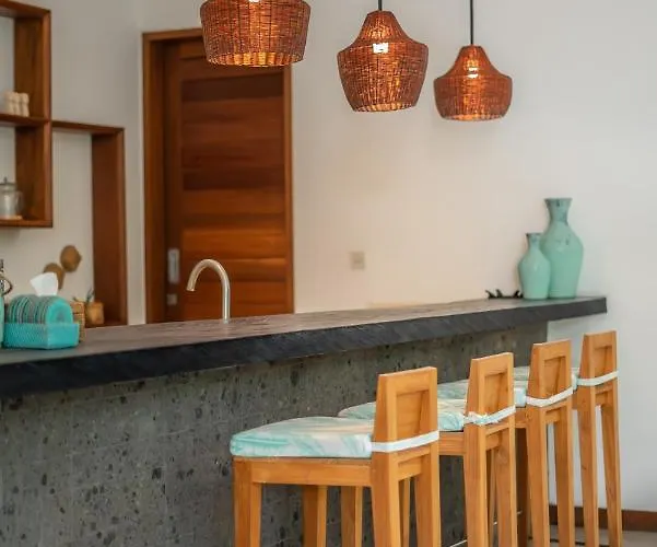 Cuatro : Amazing 3br In - Perfect Location Seminyak