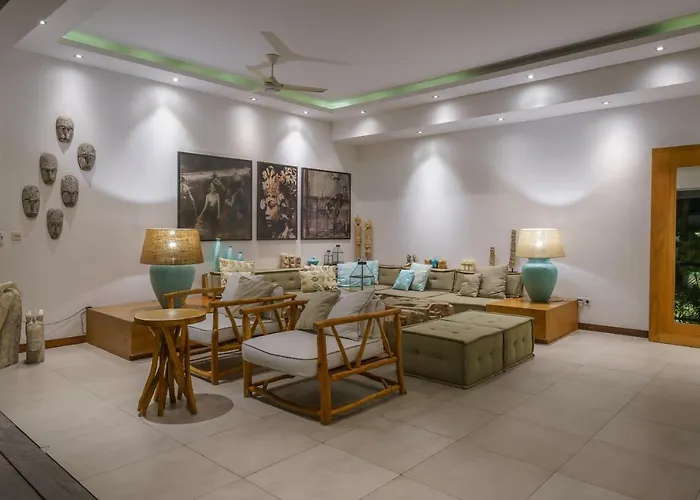Cuatro : Amazing 3br In - Perfect Location Villa