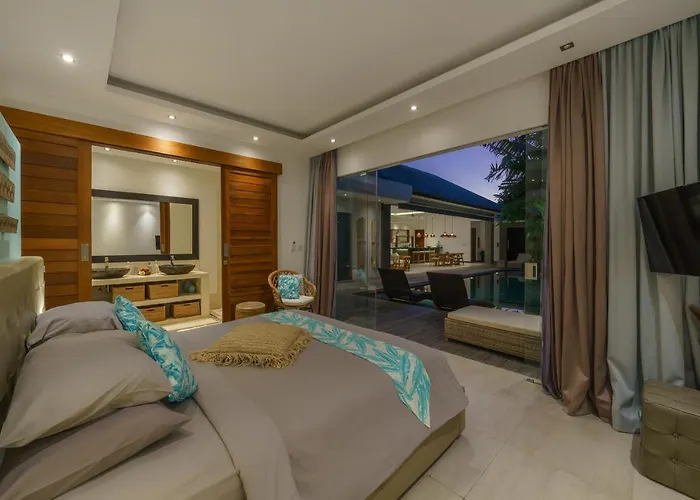 Cuatro : Amazing 3br In - Perfect Location * Seminyak