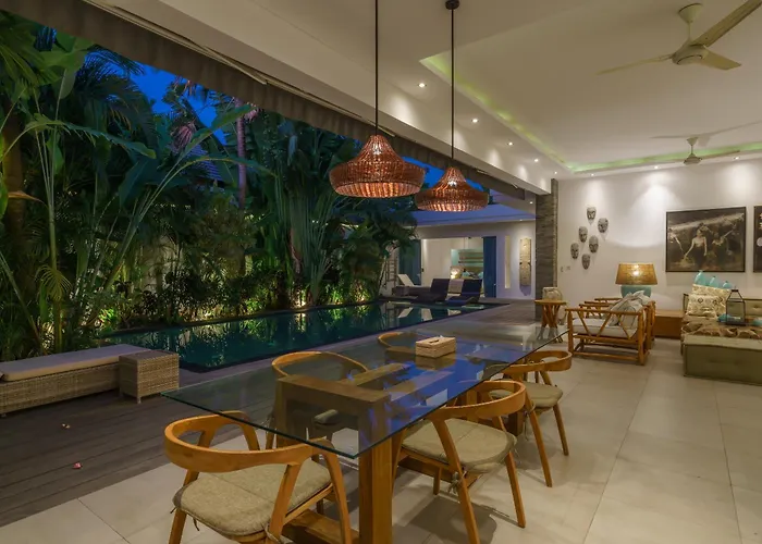 Cuatro : Amazing 3br In - Perfect Location Seminyak