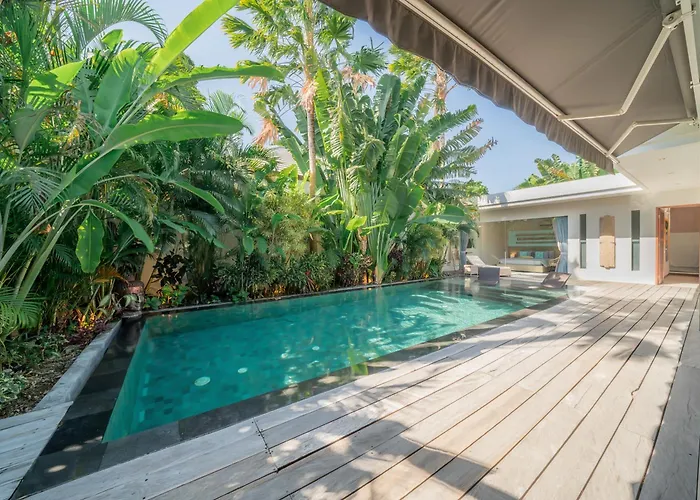Cuatro : Amazing 3br In - Perfect Location Seminyak
